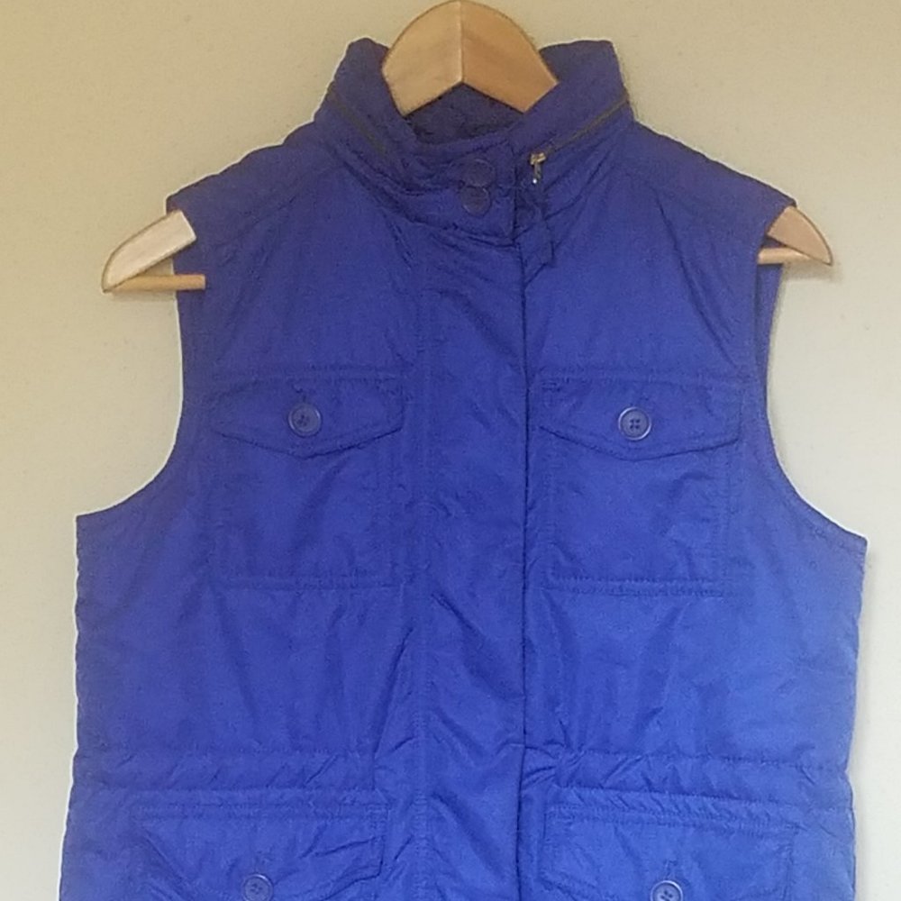 Sporty Blue Liz Claiborne Sleeveless Vest